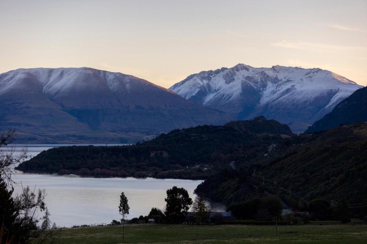 Kereru Cottage, Cosy Log Cabin, Serene Lake & Mountain Views Queenstown Eksteriør billede
