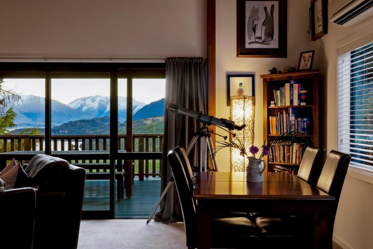 Kereru Cottage, Cosy Log Cabin, Serene Lake & Mountain Views Queenstown Eksteriør billede